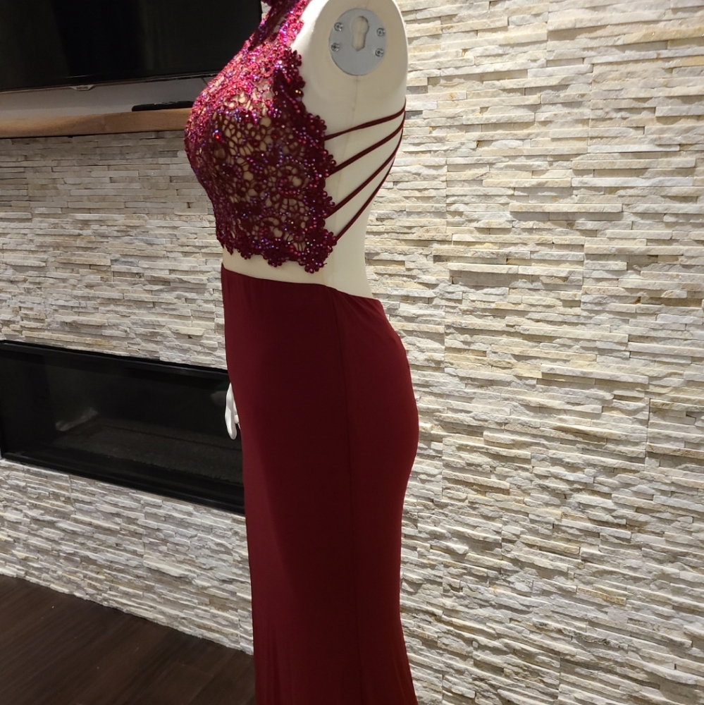 Alyce Paris Prom Wine Dress. - Picture 14 of 16